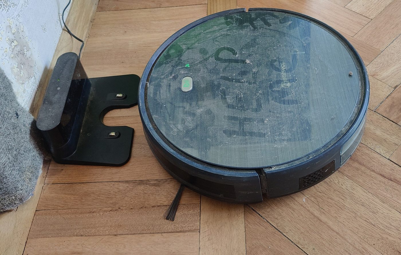 Robot Vacuum Cleaners
